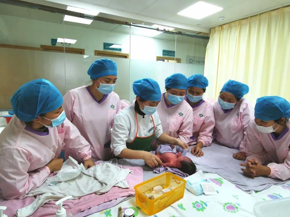 阳西县妇婴监护型护送